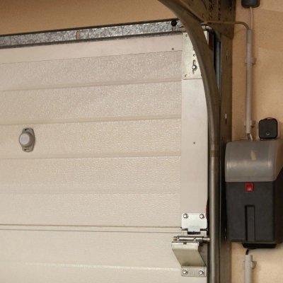 YALE HOME Smart Opener do drzwi garażowych