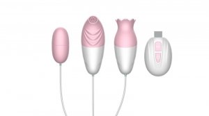 BossSeries 3 IN 1 Love eggs suits-Jajeczko Wibrujące 