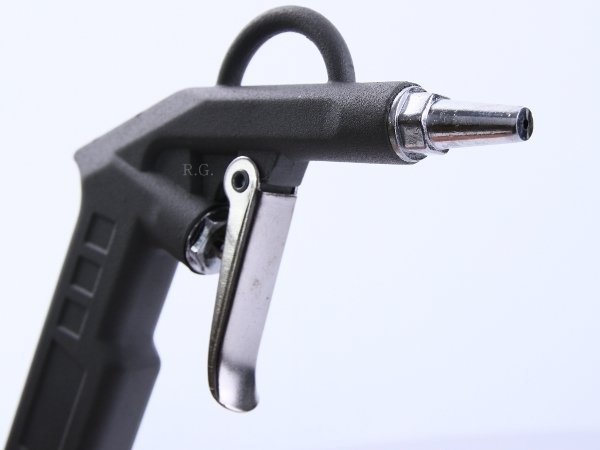 Ausblaspistole mit kurzer Düse 