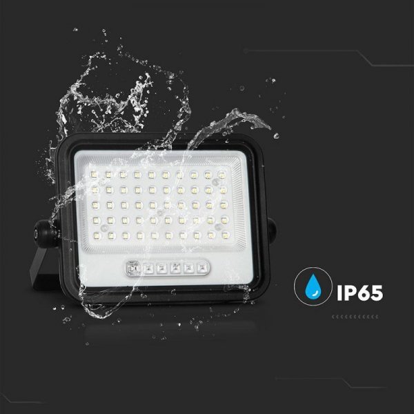 Naświetlacz LED solarny V-TAC 8W CCT pilot auto timer IP65 czarny VT-104W 1000lm 3 lata gwarancji