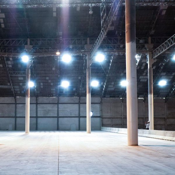 Oprawa V-TAC LED UFO high bay CREE CHIP IP65 ALU 135Lm/W 150W 90st VT-91152 4000K 20200lm 6 lat gwarancji