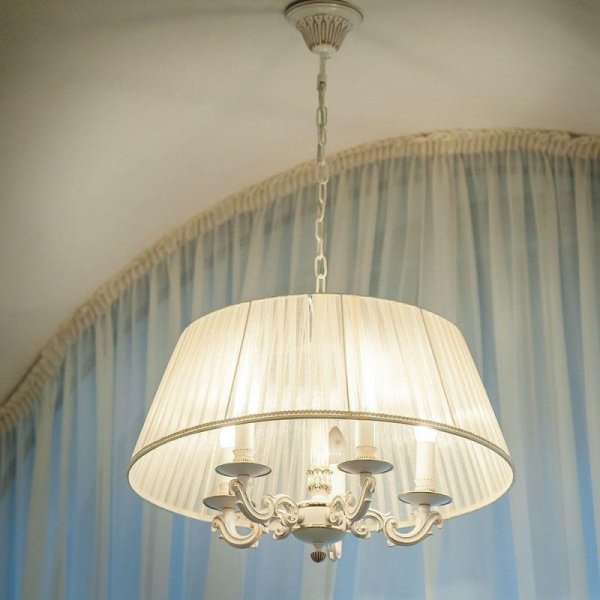 Żarówka LED V-TAC CREE CHIP 5.5W E14 świeca ściemnialna VT-293D 4000K 470lm 6 lat gwarancji