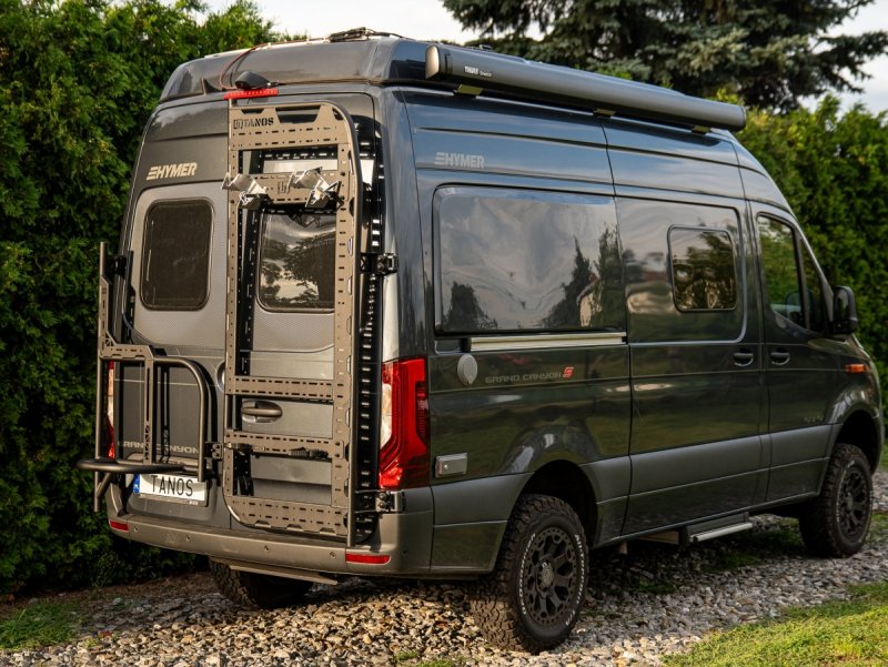 Aluminiowy stelaż wielofunkcyjny do Mercedes-Benz Sprinter 907