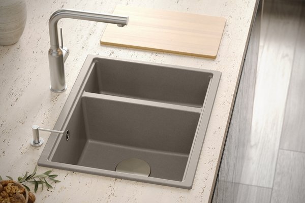 QUADRON | LOGAN 150 | granitowy zlewozmywak kuchenny SOFT TAUPE + STAL | wymiary: 55,5 x 46 x 22 cm | 1,5-komorowy wpuszczany | podbudowa szafki od: 60 cm HCQL5646U4BSI