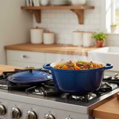 EMALIOWANY GARNEK ŻELIWNY 22cm 3L HAGE CZERWONY