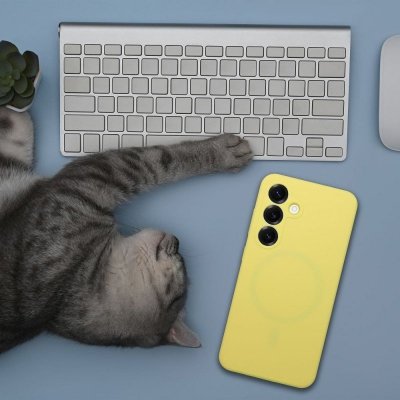 Futerał do Samsung S25 PLUS Silicone 2mm zgodny z MagSafe żółty
