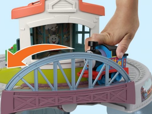 Kolejka Tomek i Przyjaciele STOLIK 360° 60cm interaktywny + akces. ZA6183