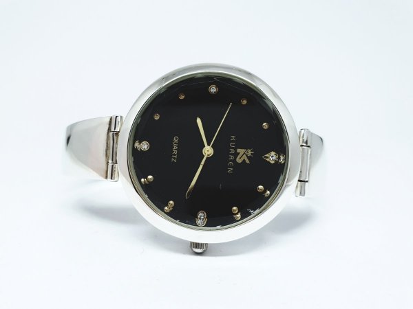 Srebrny damski Zegarek czarny kod 907