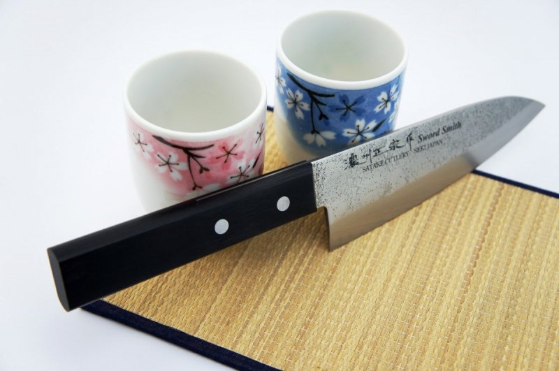 Nóż Deba 15,5 Cm Satake Nashiji Black Pakka do ryb