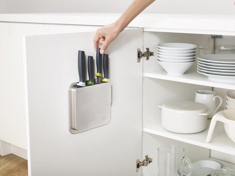 Joseph Joseph Zawieszany organizer z 4 nożami, Door Store