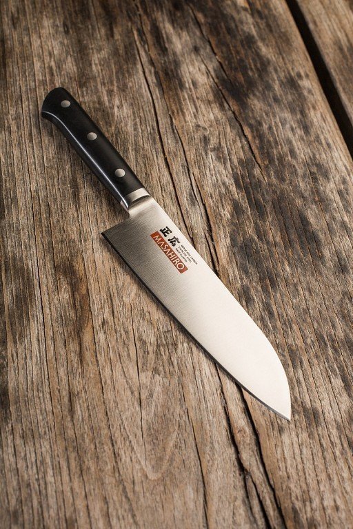 Nóż Masahiro MV-H Santoku 17,5 cm do mięsa, ryb i warzyw