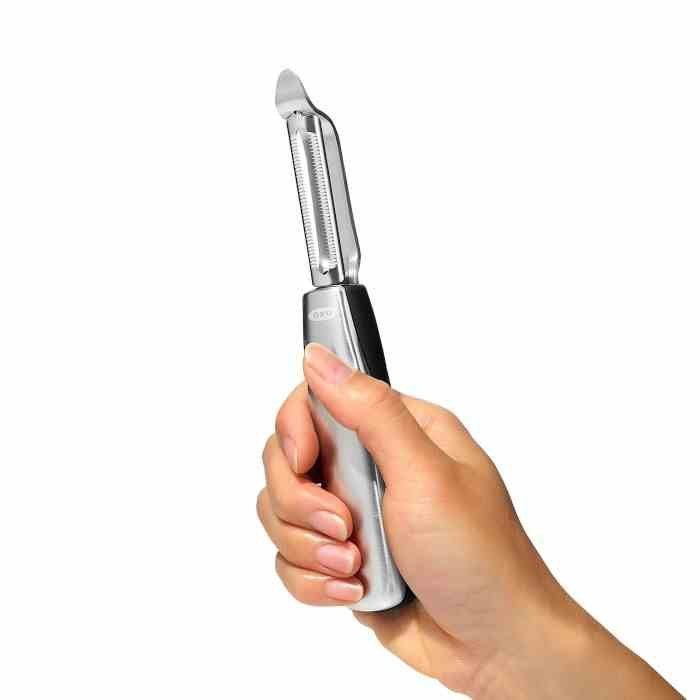 Oxo Obieraczka Ząbkowana Stalowa do Miękkich Skórek