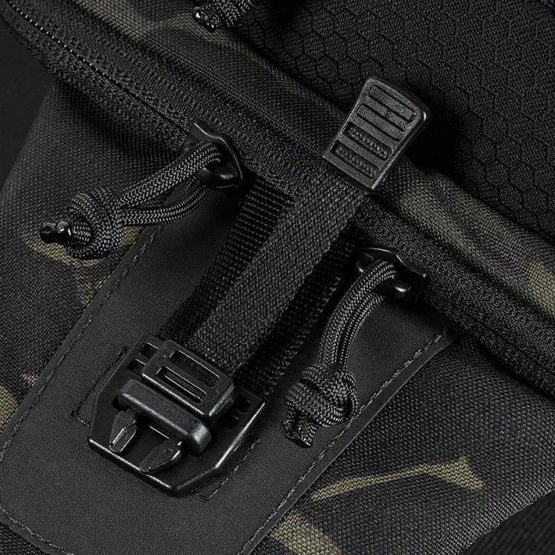 Torebka M-Tac Cross Bag Slim Elite Hex, kamuflaż czarny/czarny