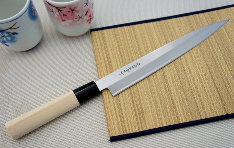 Nóż Yanagi Sashimi 21 cm Satake Megumi