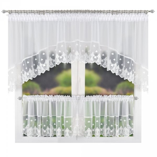 firana z zazdrostkami