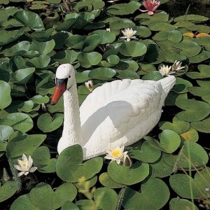 Plastikowa ozdoba do ogrodowego oczka wodnego – biały łabędź Ubbink