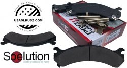 Klocki hamulcowe przednie z zestawem montażowym Cadillac DTS 2006-2011 - PIASTY 8 SZPILEK !!!