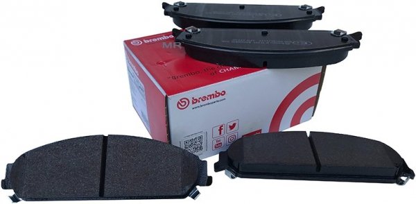 Klocki hamulcowe przednie zacisk 2 tłoki Dodge Charger BREMBO !!