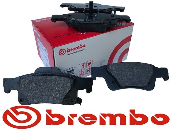 Tylne klocki brembo + wentylowane tarcze hamulcowe brembo XTRA Dodge Durango 2011-