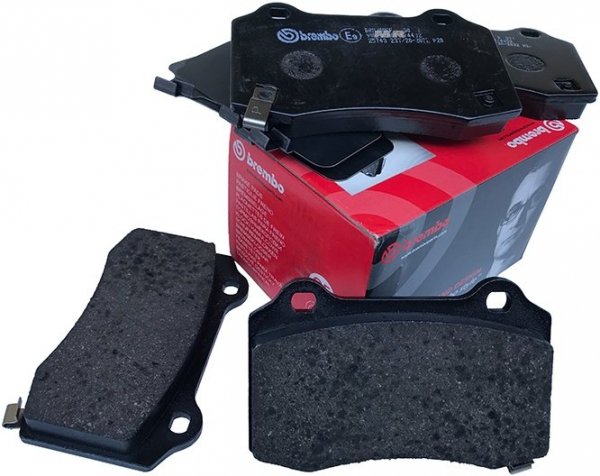 Tylne klocki hamulcowe BREMBO Dodge Magnum SRT-8 6,1 V8