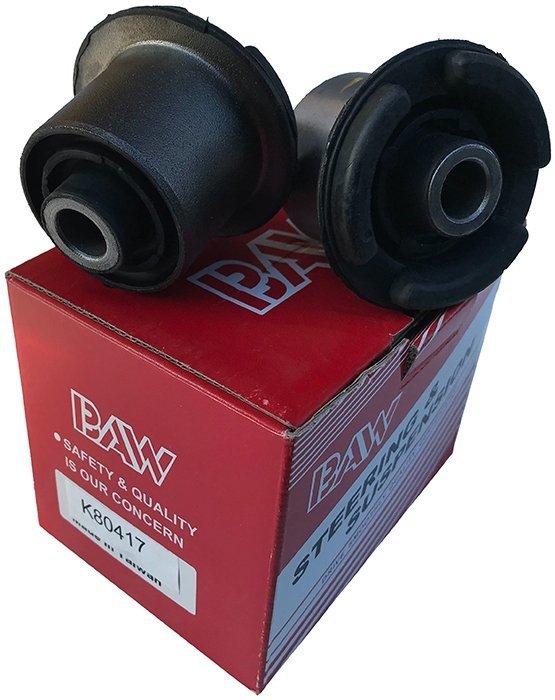 Tuleje przedniego górnego wahacza Lincoln Mark LT 2006-2008