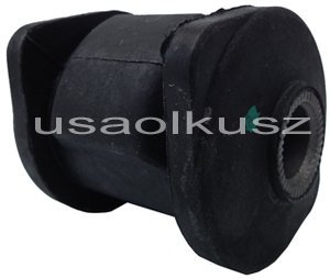 Tuleja tylnej zwrotnicy Toyota Highlander 2000-2007