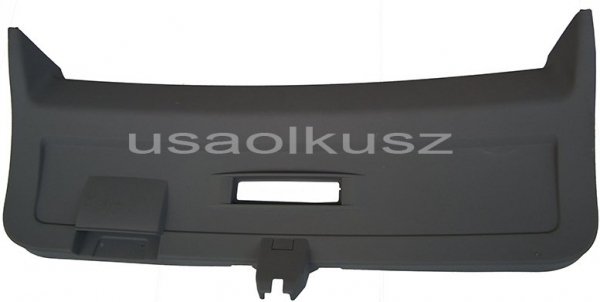 Tapicerka klapy bagażnika Chrysler 300C 2005-2008