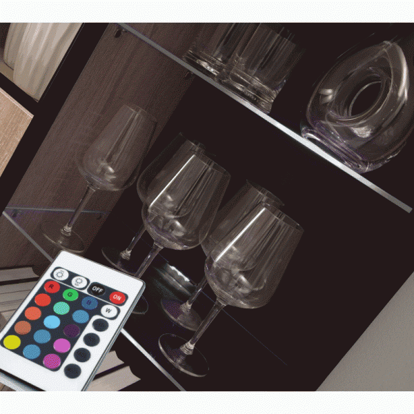 Oświetlenie LED na 6 półek RGB