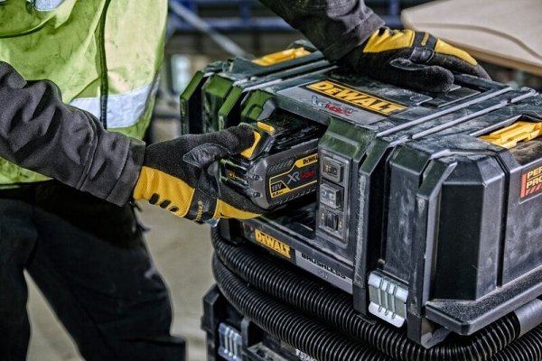 ODKURZACZ AKUMULATOROWY XR FLEXVOLT 54V 2*6.0AH (1 SZT)