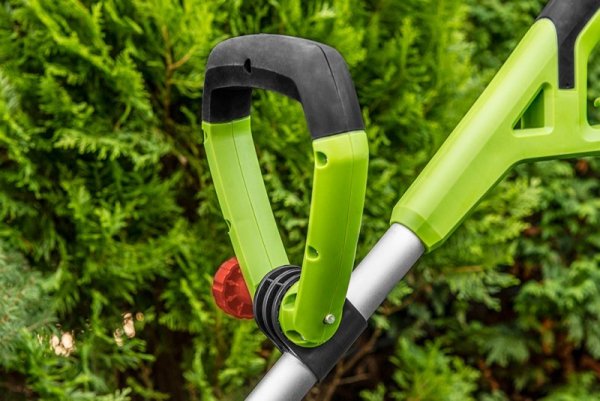 Podkaszarka 550W, 2w1, szerokość koszenia 320mm