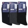 Skarpetki wykonane są z wysokiej jakości włókien bawełny, co sprawia, że są one niezwykle miękkie i delikatne dla skóry. Wykonane w rozmiarze 43-46 przez firmę AuraVia - Model FV171