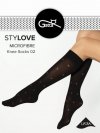 Gatta Stylove 40 den – podkolanówki z uroczym wzorem w serduszka i bezuciskowym ściągaczem.
