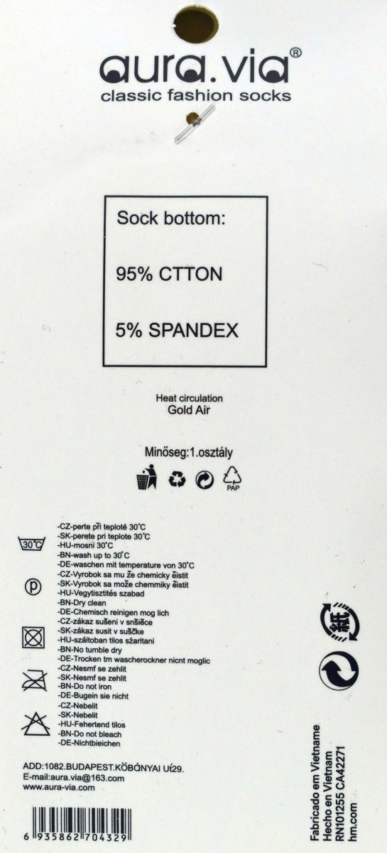 95% bawełny dla Ciebie, 5% spandexu dla wygody ruchu. Materiał, który zawsze trzyma fason
