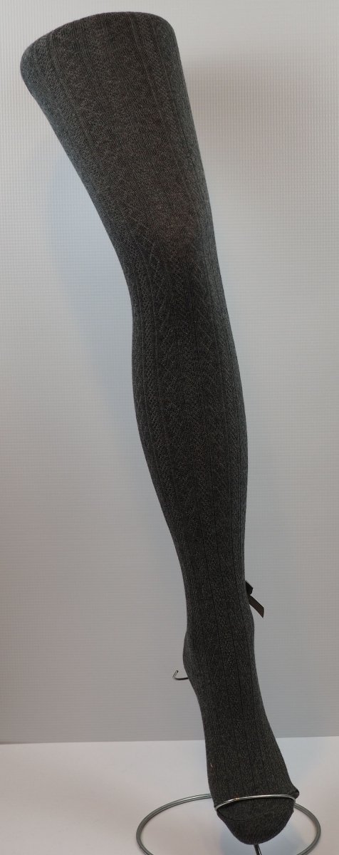 Rajstopki bawełniane firmy AuraVia. Wykonane w rozmiarze 4-6 Lat z ozdobną kokardką.