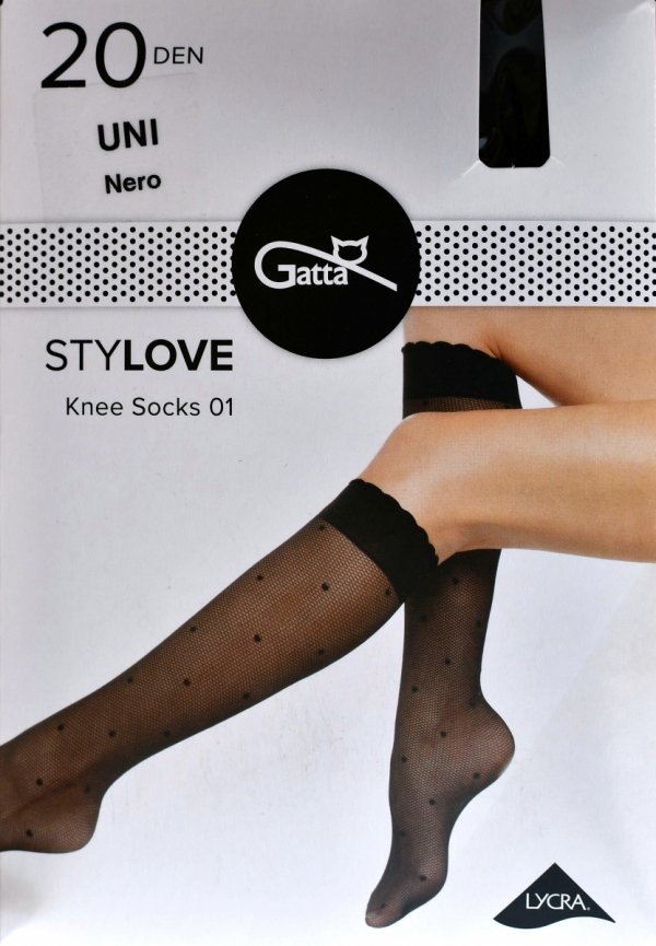 Podkolanówki damskie Gatta z delikatnym wzorem serc to propozycja dla kobiet, które cenią stylowe dodatki. Komfortowy ściągacz i elastyczna przędza zapewniają wygodę przez cały dzień.