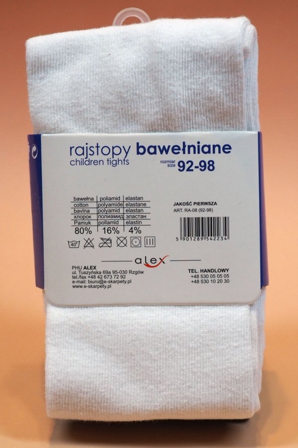 Rajstopy dziecięce BeSnazzy z 80% bawełny są przyjazne dla skóry i wygodne. Elastyczny materiał nie uciska i zapewnia swobodę ruchów podczas zabawy.