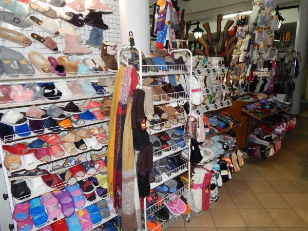 Klapki młodieżowe, damskie lekkie basenowe roz 37