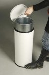 Kosz na śmieci Small Pedal Bins 30,3L white