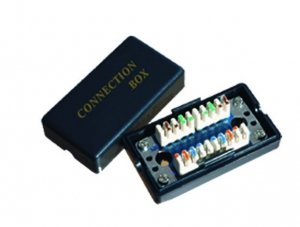 Łącznik natynkowy kabla UTP kat.5e