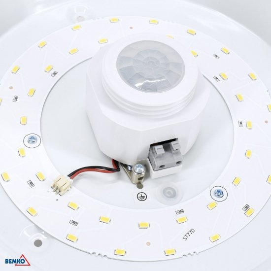 PLAFONIERA LED DORIA 20W 4000K 1500LM IP20 CZ. PIR