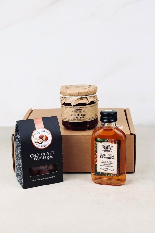 Zestaw prezentowy z nalewką &quot;Rabarbarowy akcent&quot;