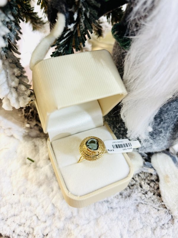 Złoty pierścionek z topazem dall’Acqua PR.01036 – hipnotyzujący blask w unikatowej formie
