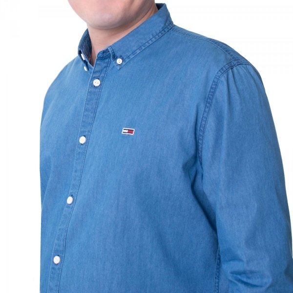 Tommy Jeans Herrenhemd TJM Cotton Denim Shirt Indigo In Blau DM0DM06562-447