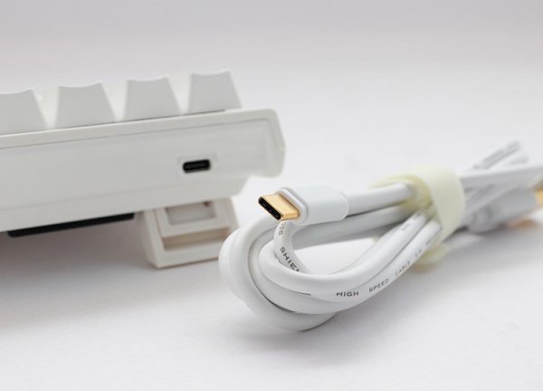 Klawiatura Gaming USB QWERTZ niemiecka Ducky DKON2061ST Biały