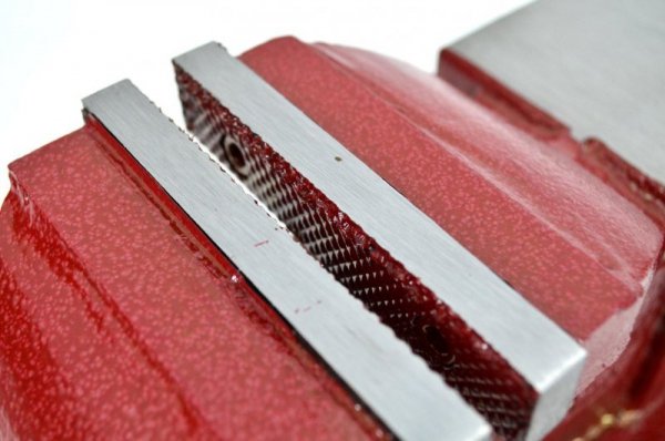 AWTOOLS Imadło ślusarskie obrotowe ciężkie 8&quot;/200MM