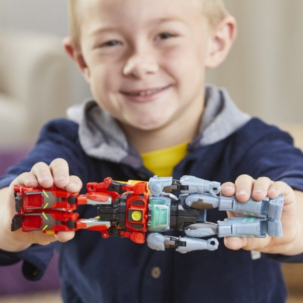 Transformers EarthSpark Cyber-Combiner 1