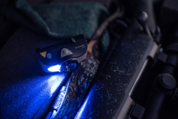 Latarka czołowa Ledlenser MH 8 Black-Black