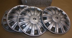 Original  Enjoliveurs Renault 15 pouces ensemble 4 pièces. Renault Clio, Kangoo, Twingo , 7711943955