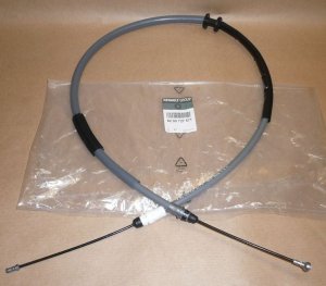 $ Original  Câble de frein à main Renault Master III 10|}roues jumelées , 8200727571