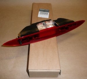 Original Troisième feu stop  Renault MODUS PH.1  , 8200219415 